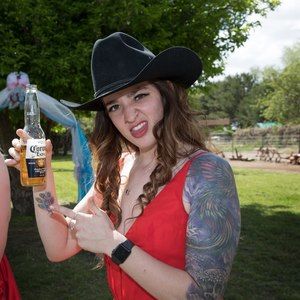 Meet your Posher, Dani